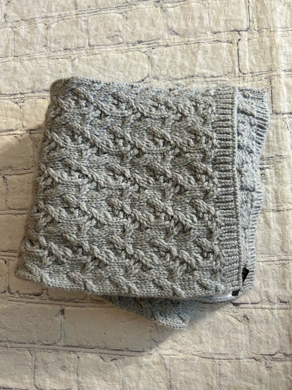 TALBOTS GREY SWEATER KNIT OBLONG SCARF ACRYLIC/WOOL/ALPACA BLEND O/S